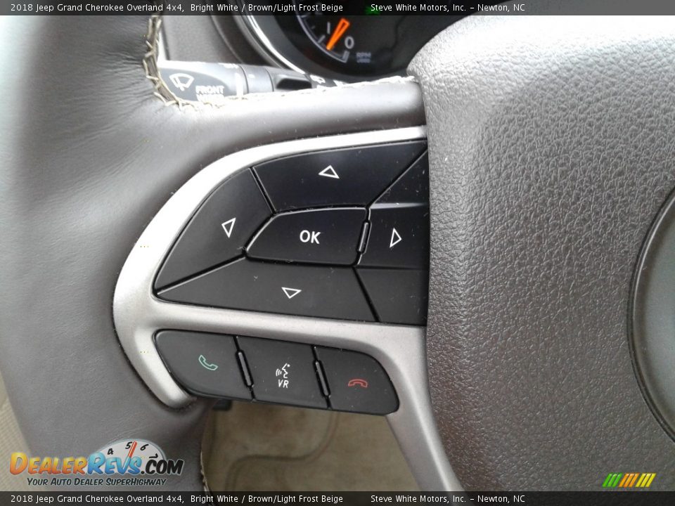 2018 Jeep Grand Cherokee Overland 4x4 Bright White / Brown/Light Frost Beige Photo #19