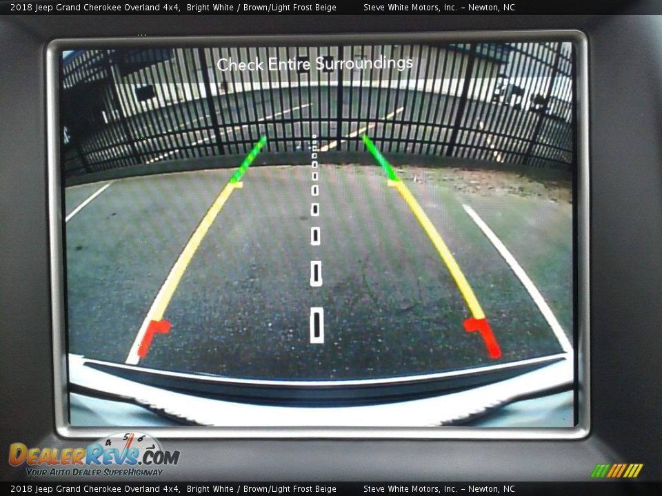 2018 Jeep Grand Cherokee Overland 4x4 Bright White / Brown/Light Frost Beige Photo #24