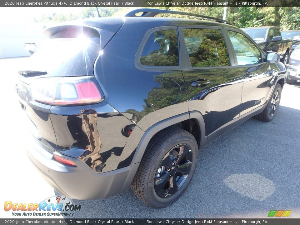 2020 Jeep Cherokee Altitude 4x4 Diamond Black Crystal Pearl / Black Photo #6