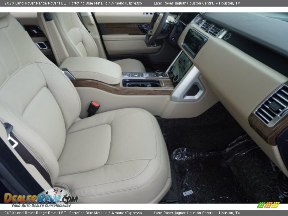 Front Seat of 2020 Land Rover Range Rover HSE Photo #16