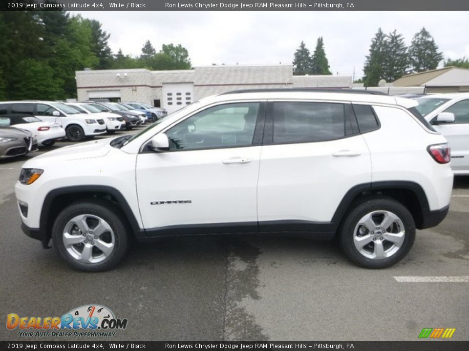 2019 Jeep Compass Latitude 4x4 White / Black Photo #3