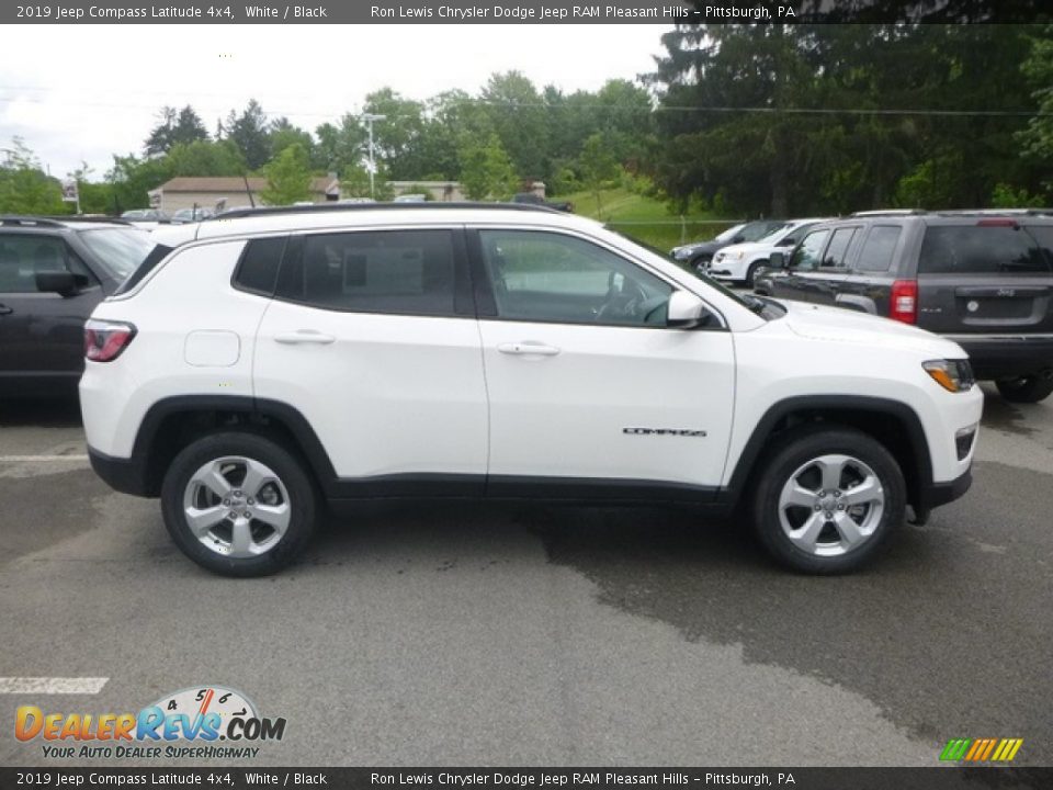 2019 Jeep Compass Latitude 4x4 White / Black Photo #7