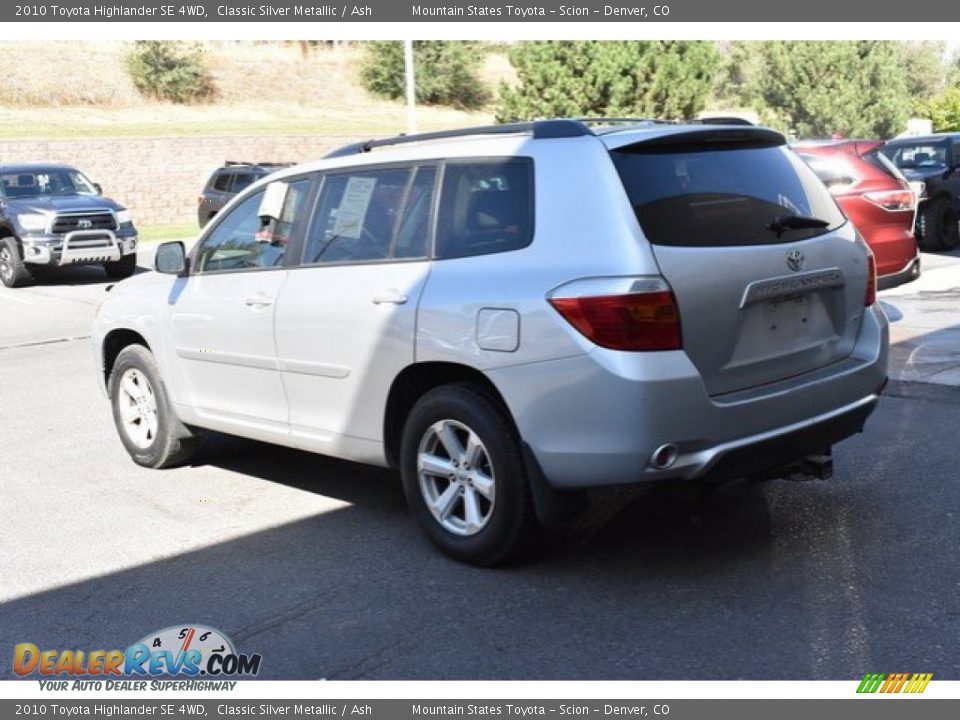 2010 Toyota Highlander SE 4WD Classic Silver Metallic / Ash Photo #4