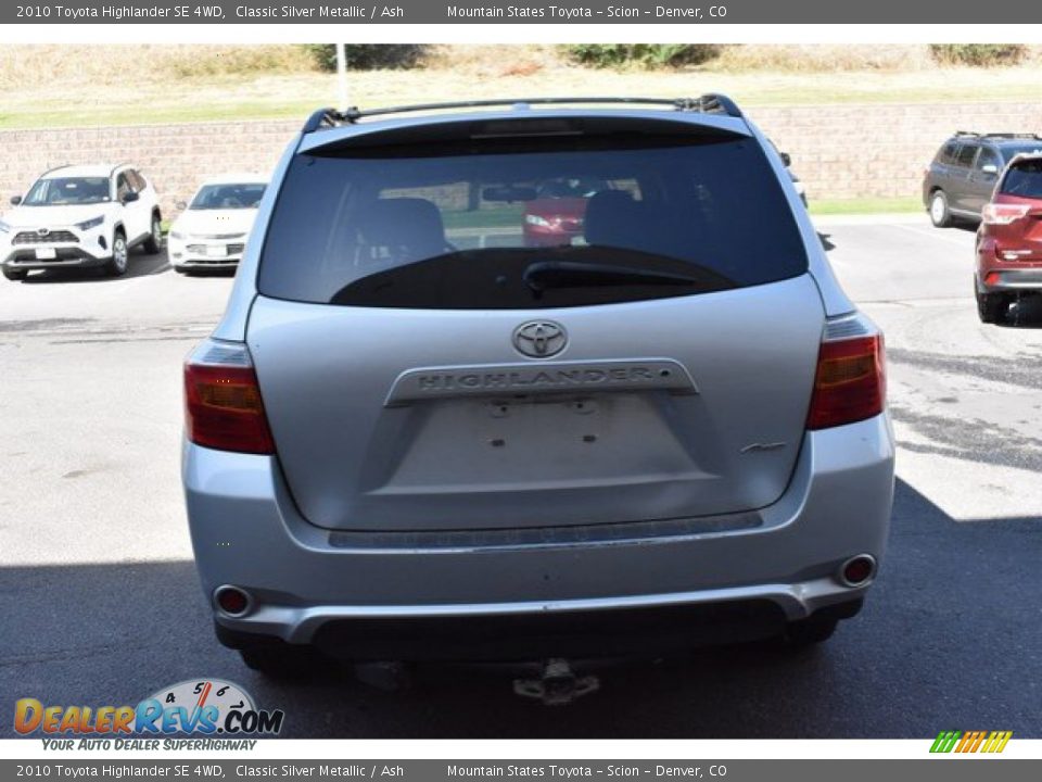 2010 Toyota Highlander SE 4WD Classic Silver Metallic / Ash Photo #5