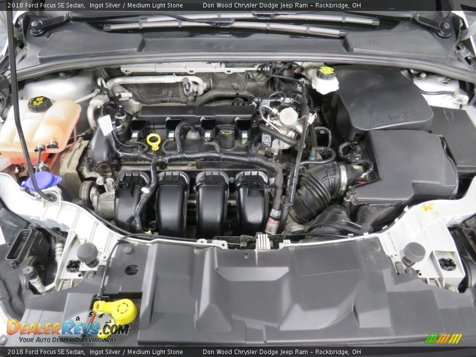 2018 Ford Focus SE Sedan Ingot Silver / Medium Light Stone Photo #7