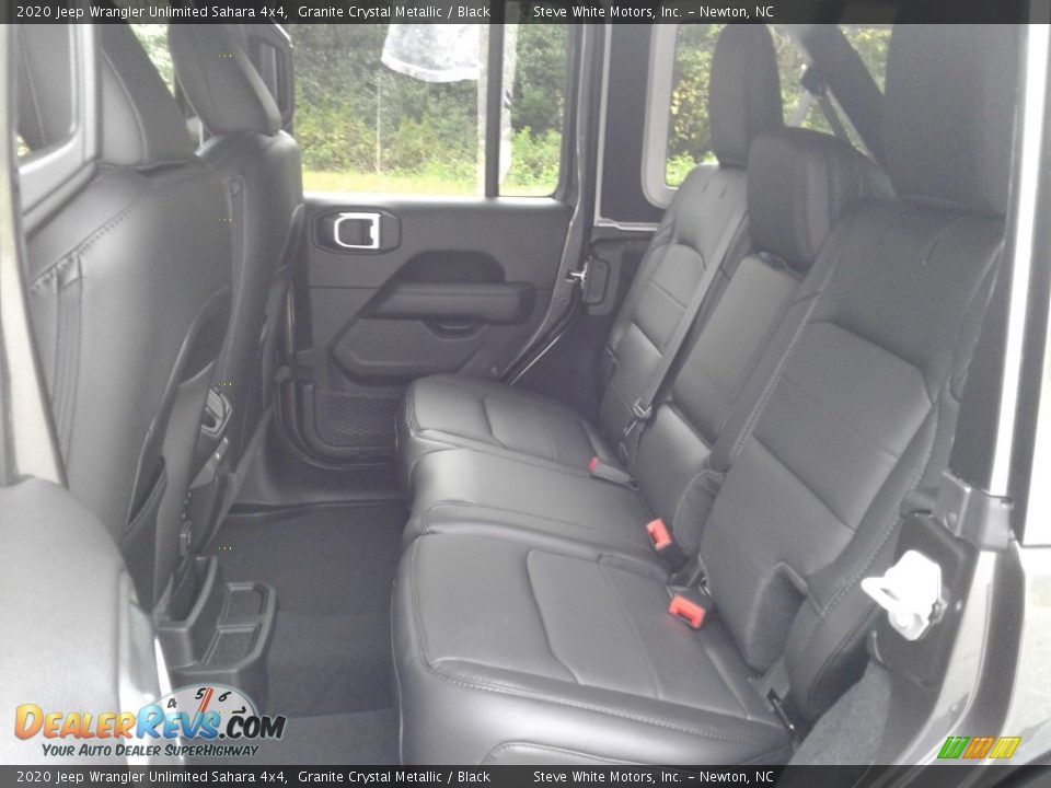 2020 Jeep Wrangler Unlimited Sahara 4x4 Granite Crystal Metallic / Black Photo #11