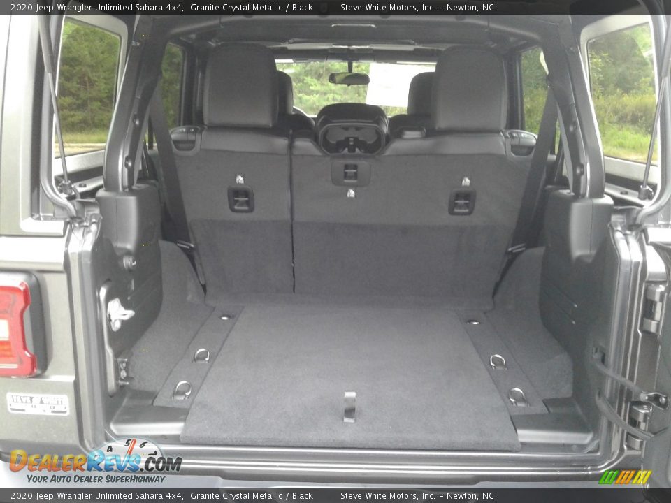 2020 Jeep Wrangler Unlimited Sahara 4x4 Granite Crystal Metallic / Black Photo #12