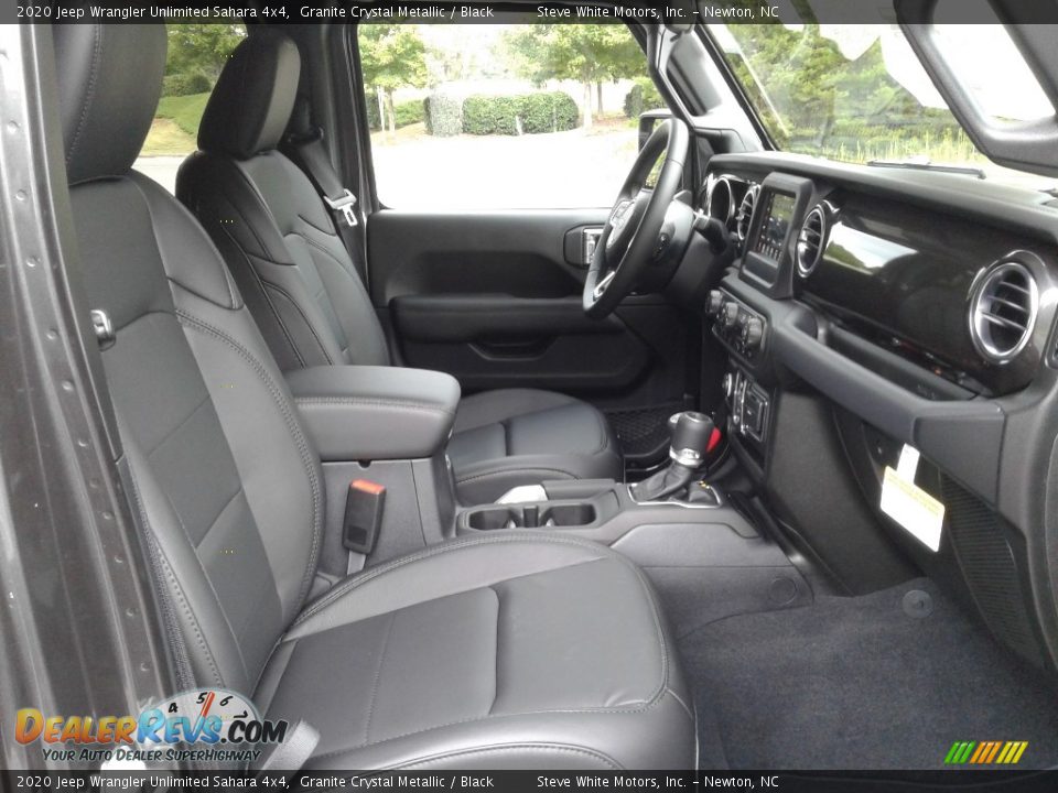 2020 Jeep Wrangler Unlimited Sahara 4x4 Granite Crystal Metallic / Black Photo #14