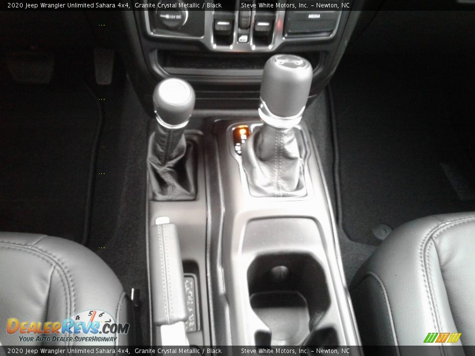 2020 Jeep Wrangler Unlimited Sahara 4x4 Granite Crystal Metallic / Black Photo #25