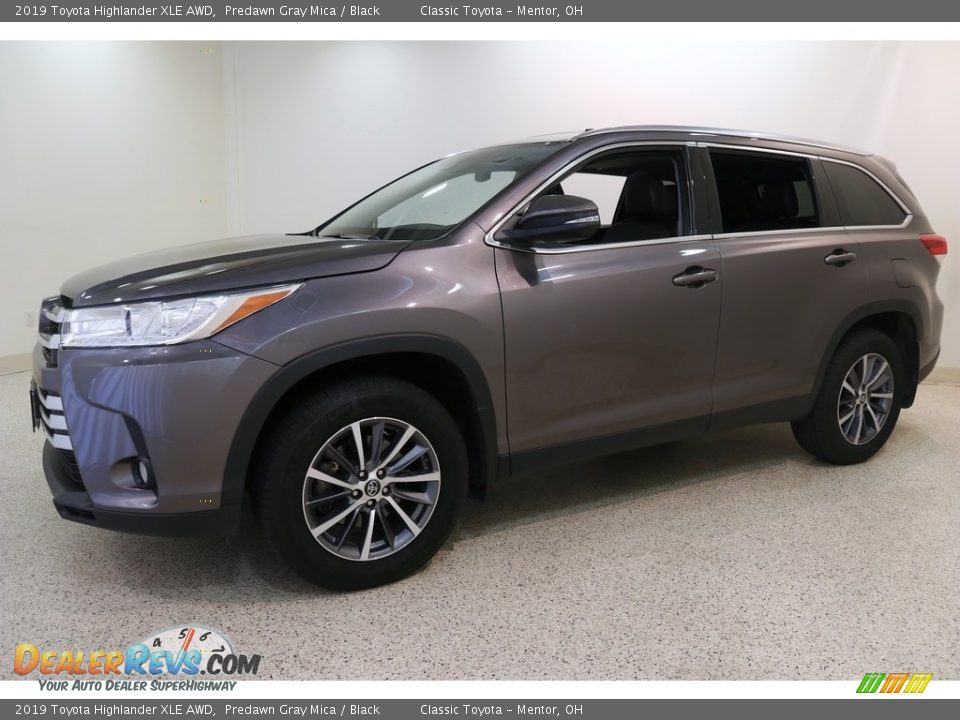 2019 Toyota Highlander XLE AWD Predawn Gray Mica / Black Photo #3