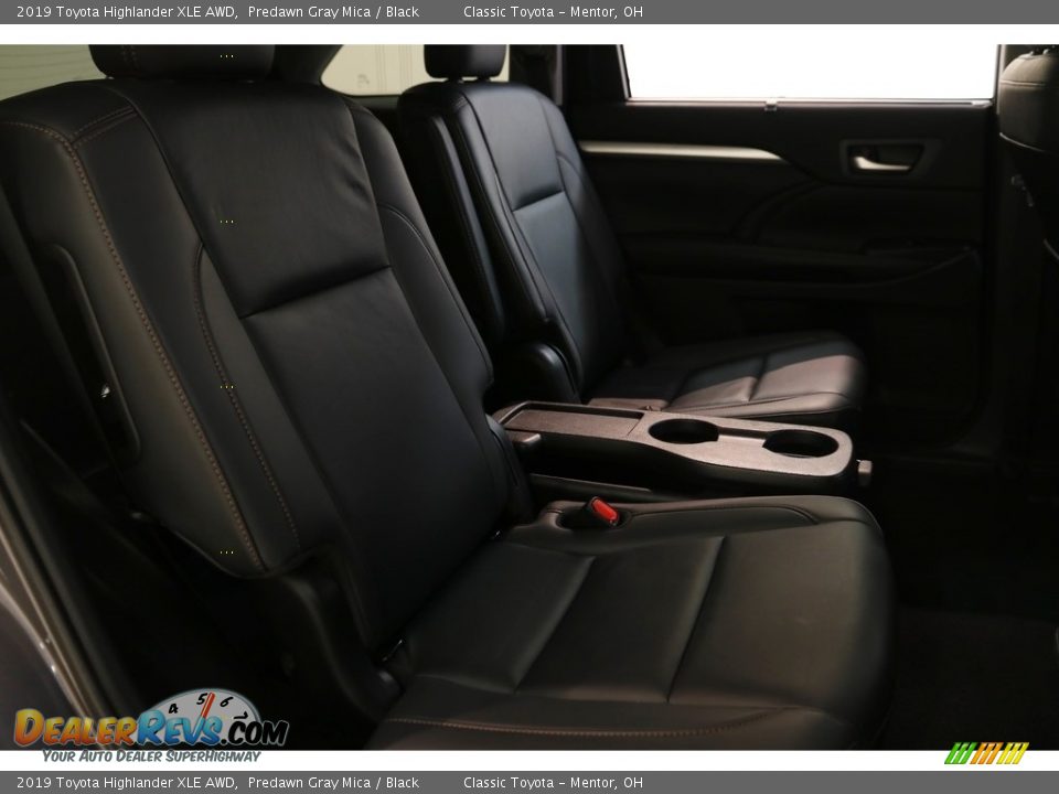 2019 Toyota Highlander XLE AWD Predawn Gray Mica / Black Photo #15