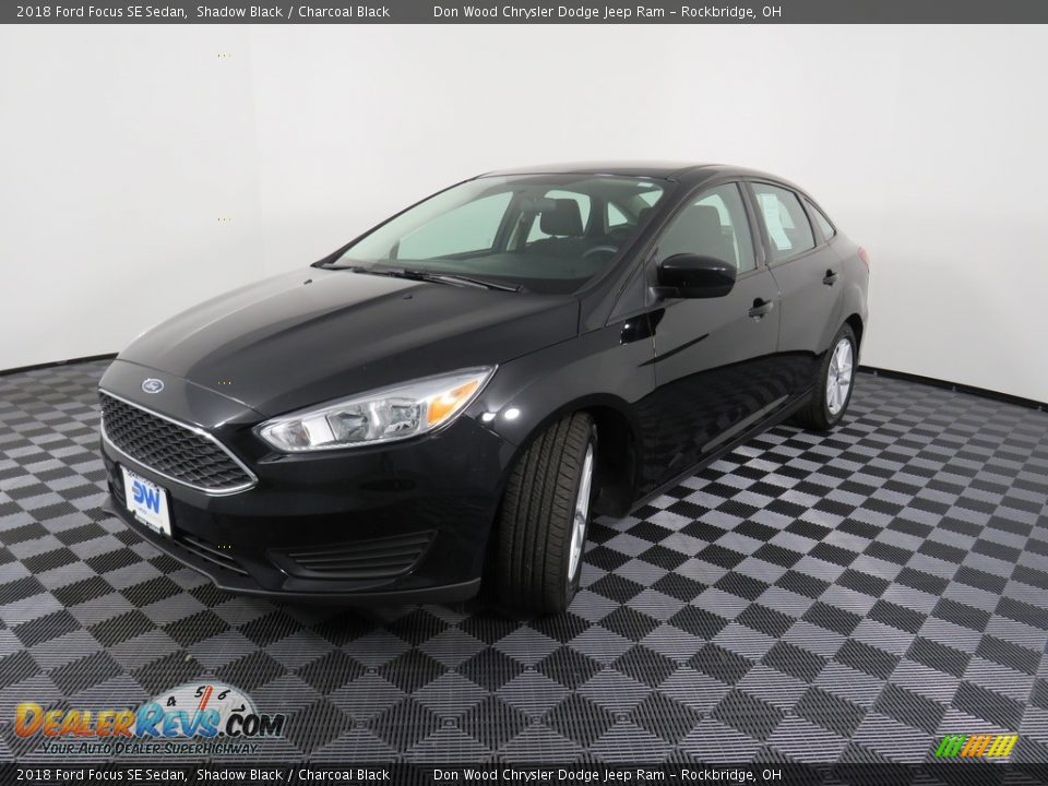 2018 Ford Focus SE Sedan Shadow Black / Charcoal Black Photo #8