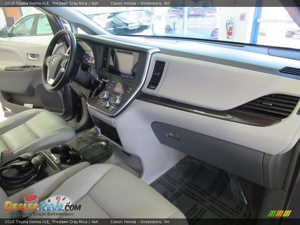 2016 Toyota Sienna XLE Predawn Gray Mica / Ash Photo #15