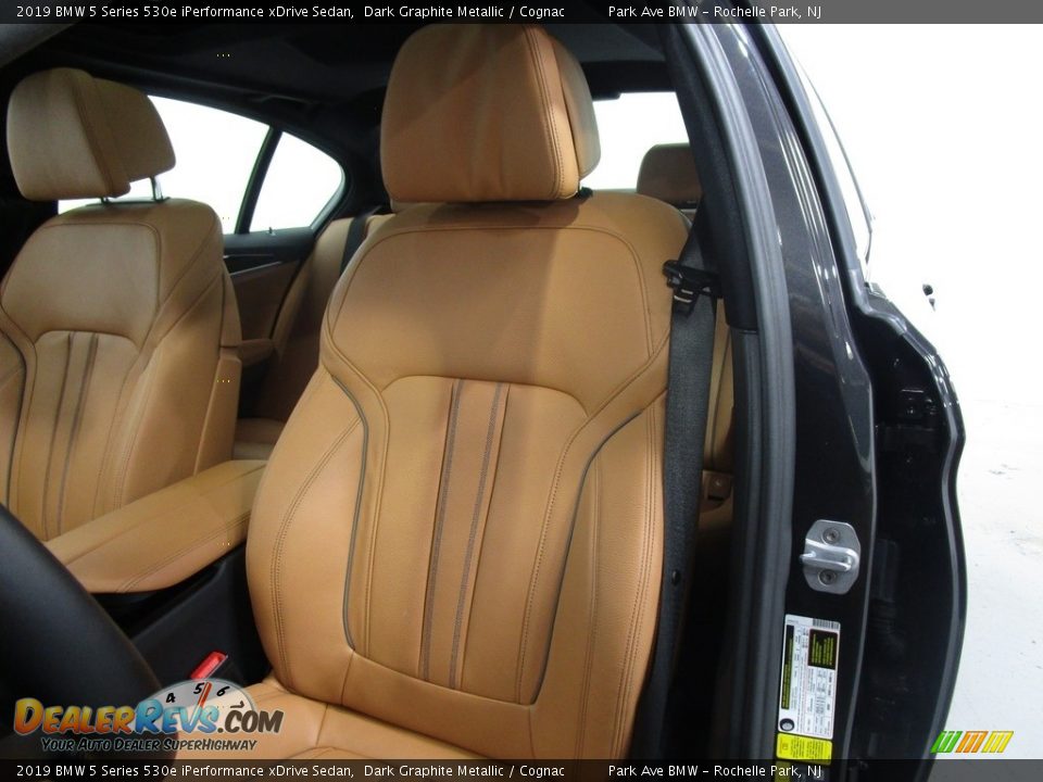 2019 BMW 5 Series 530e iPerformance xDrive Sedan Dark Graphite Metallic / Cognac Photo #8