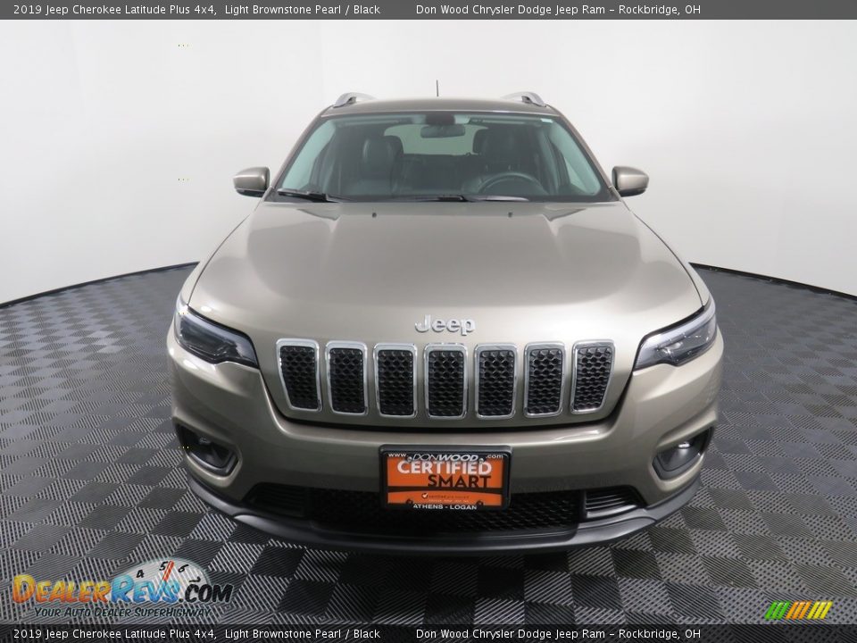 2019 Jeep Cherokee Latitude Plus 4x4 Light Brownstone Pearl / Black Photo #5