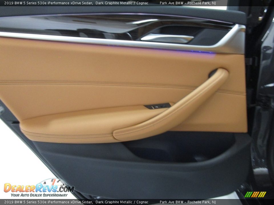 2019 BMW 5 Series 530e iPerformance xDrive Sedan Dark Graphite Metallic / Cognac Photo #10