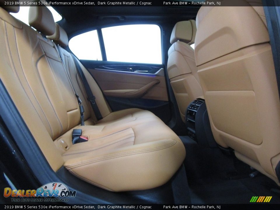 2019 BMW 5 Series 530e iPerformance xDrive Sedan Dark Graphite Metallic / Cognac Photo #18