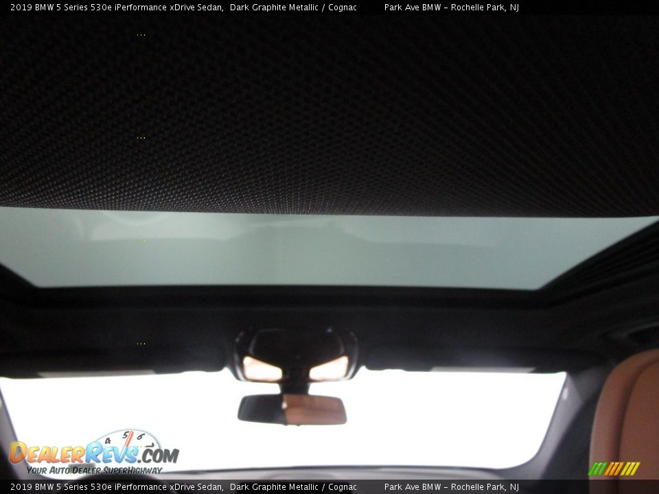 2019 BMW 5 Series 530e iPerformance xDrive Sedan Dark Graphite Metallic / Cognac Photo #21