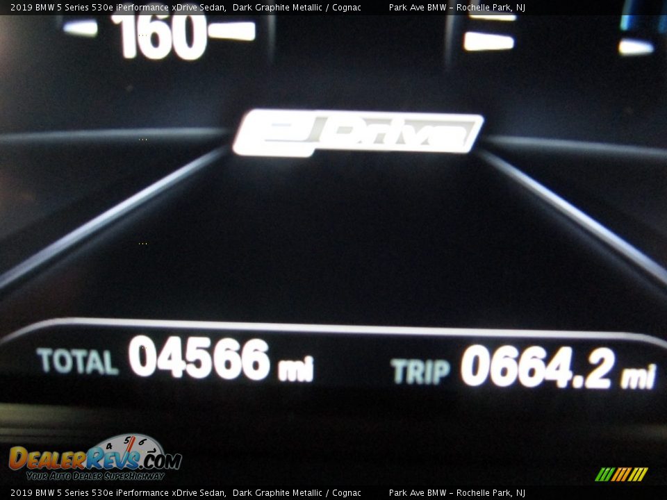 2019 BMW 5 Series 530e iPerformance xDrive Sedan Dark Graphite Metallic / Cognac Photo #24