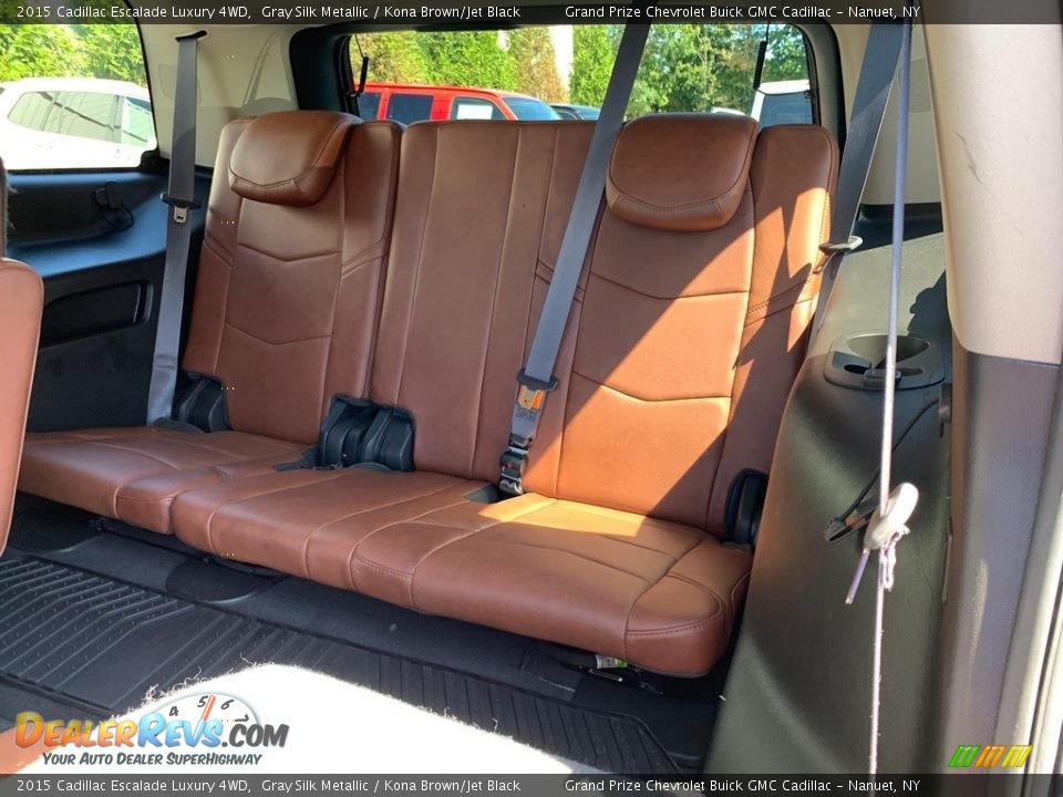 Rear Seat of 2015 Cadillac Escalade Luxury 4WD Photo #16