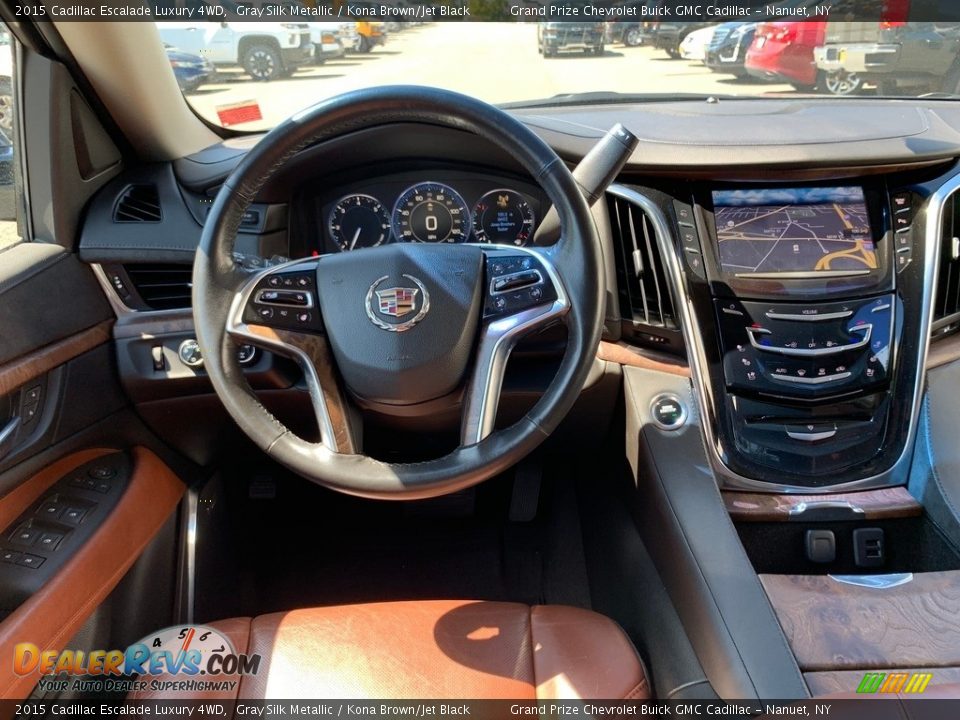 Dashboard of 2015 Cadillac Escalade Luxury 4WD Photo #19
