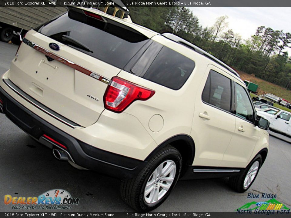 2018 Ford Explorer XLT 4WD Platinum Dune / Medium Stone Photo #35