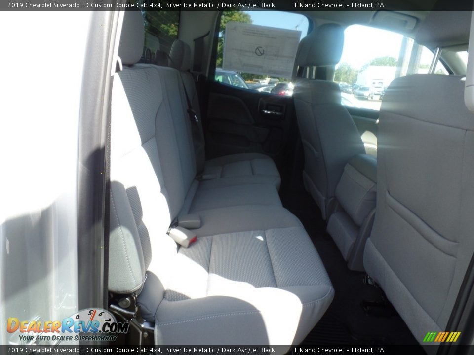 2019 Chevrolet Silverado LD Custom Double Cab 4x4 Silver Ice Metallic / Dark Ash/Jet Black Photo #35