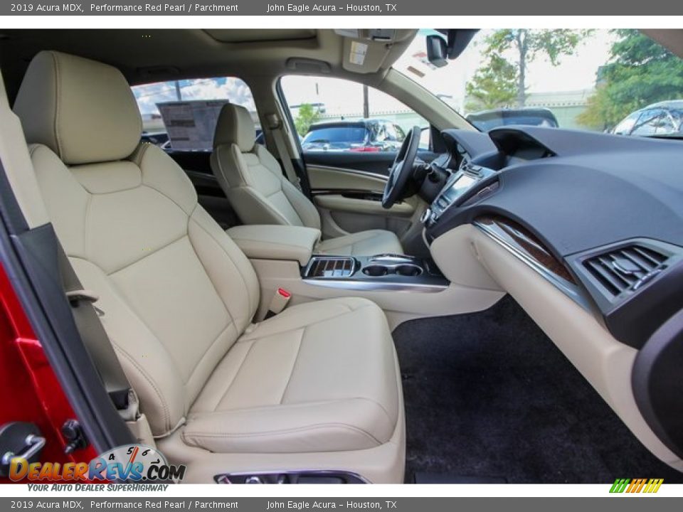 Front Seat of 2019 Acura MDX  Photo #25