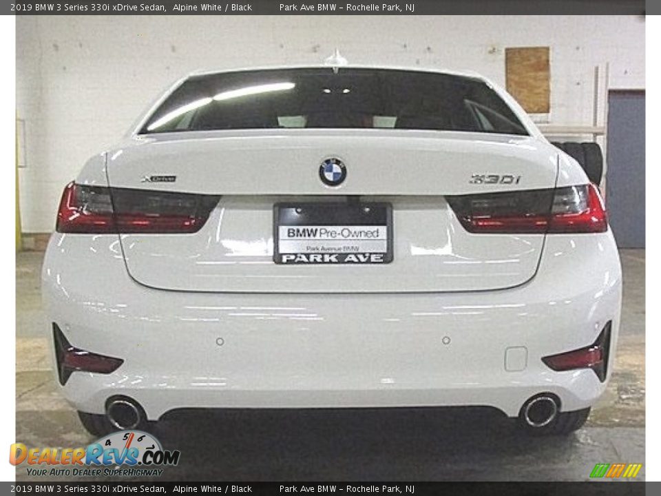 2019 BMW 3 Series 330i xDrive Sedan Alpine White / Black Photo #4