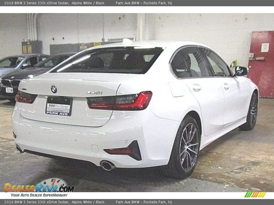 2019 BMW 3 Series 330i xDrive Sedan Alpine White / Black Photo #5