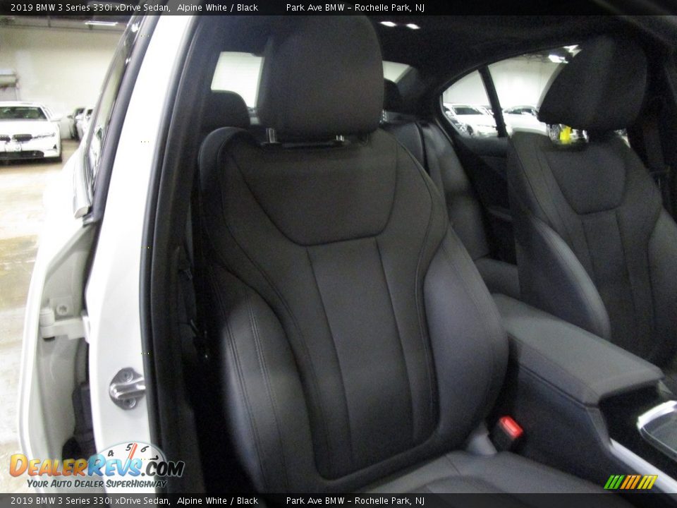 2019 BMW 3 Series 330i xDrive Sedan Alpine White / Black Photo #15