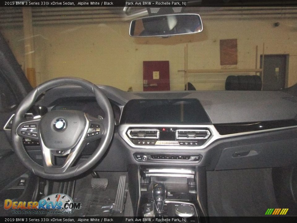 2019 BMW 3 Series 330i xDrive Sedan Alpine White / Black Photo #23