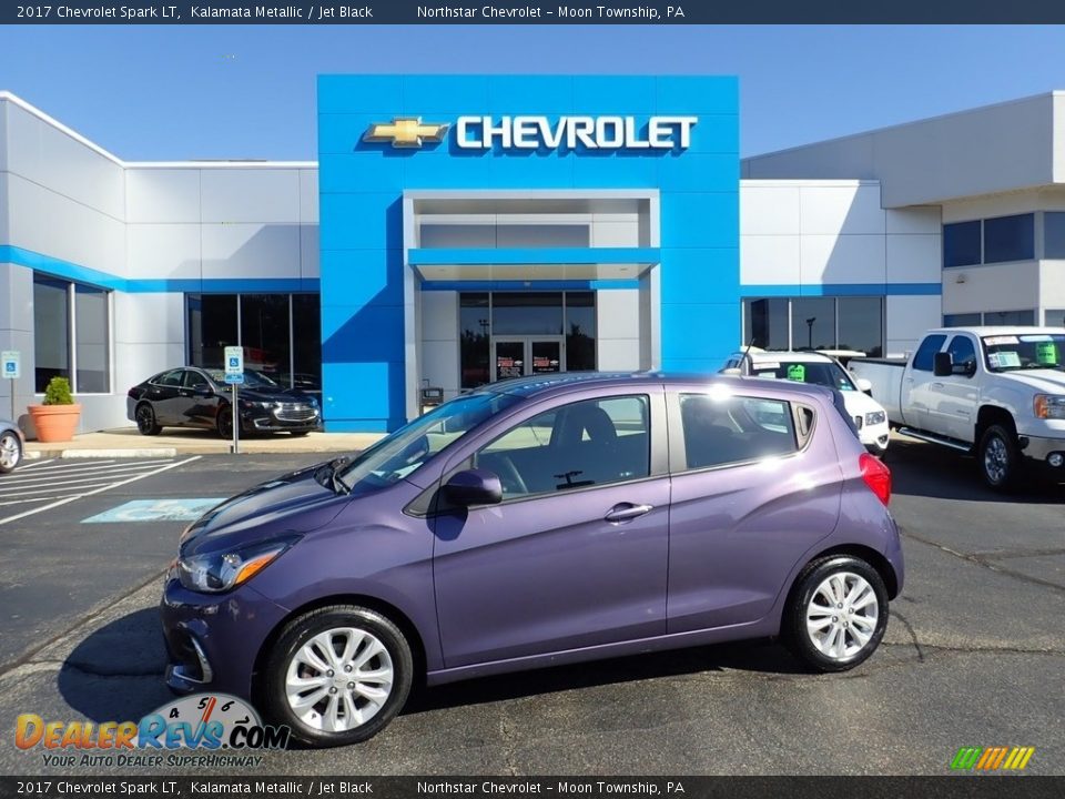 Front 3/4 View of 2017 Chevrolet Spark LT Photo #1