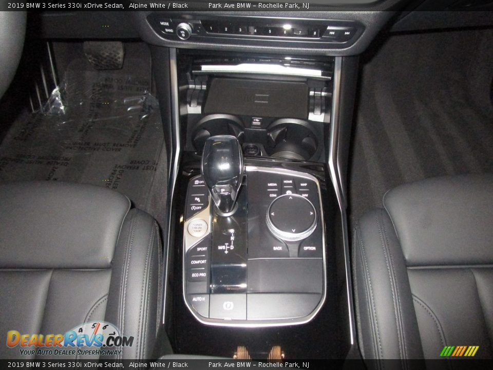 2019 BMW 3 Series 330i xDrive Sedan Alpine White / Black Photo #28