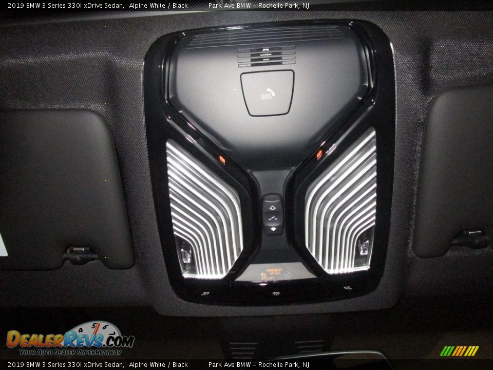 2019 BMW 3 Series 330i xDrive Sedan Alpine White / Black Photo #29