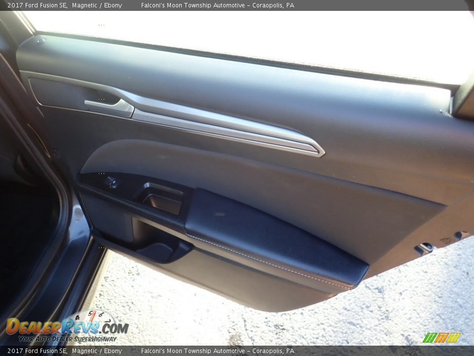 2017 Ford Fusion SE Magnetic / Ebony Photo #14