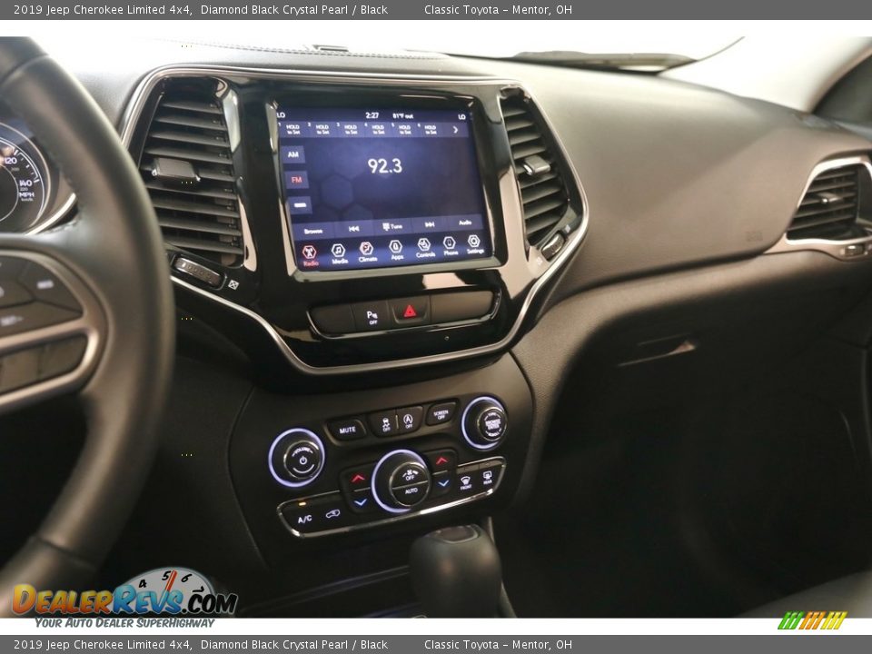 2019 Jeep Cherokee Limited 4x4 Diamond Black Crystal Pearl / Black Photo #10