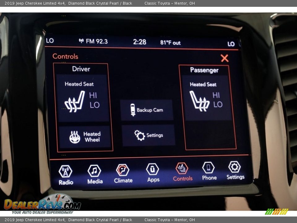 2019 Jeep Cherokee Limited 4x4 Diamond Black Crystal Pearl / Black Photo #14