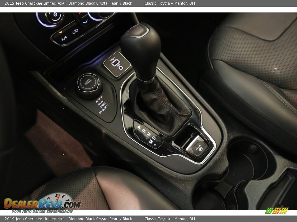 2019 Jeep Cherokee Limited 4x4 Diamond Black Crystal Pearl / Black Photo #16
