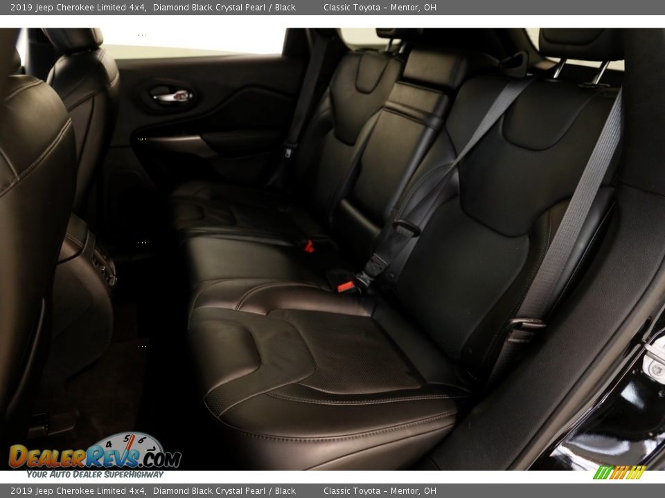 2019 Jeep Cherokee Limited 4x4 Diamond Black Crystal Pearl / Black Photo #20