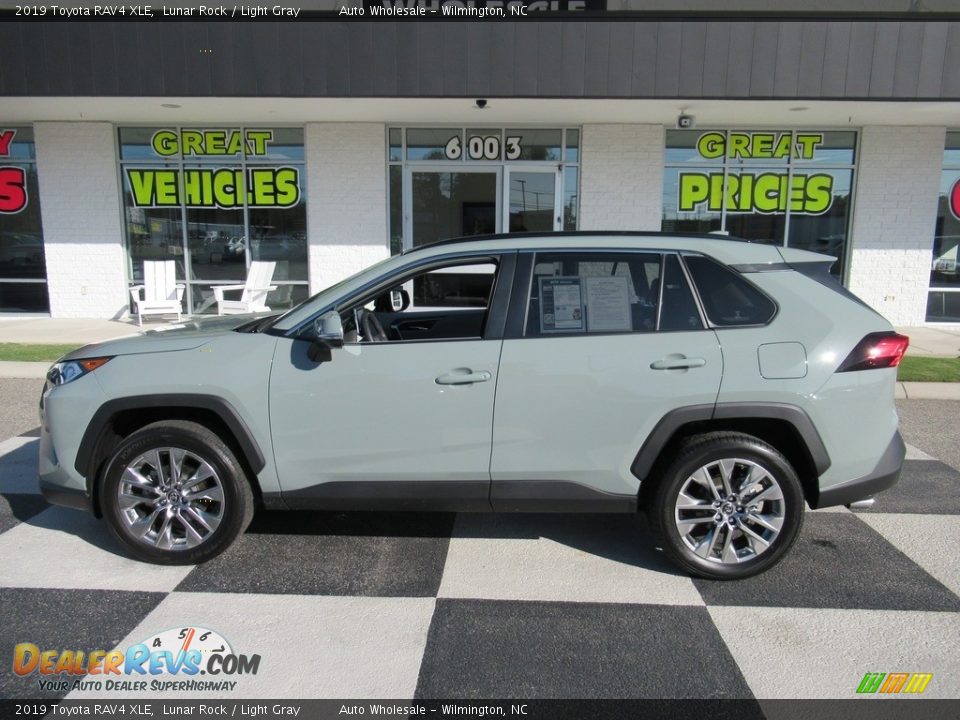 2019 Toyota RAV4 XLE Lunar Rock / Light Gray Photo #1