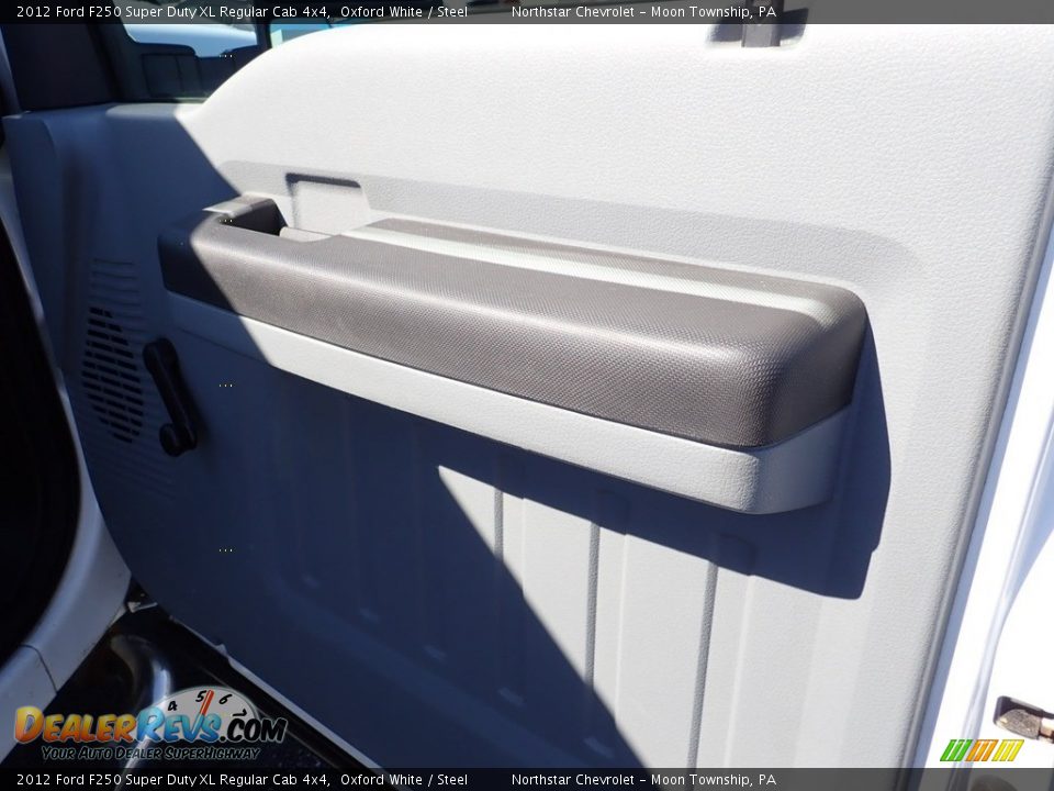2012 Ford F250 Super Duty XL Regular Cab 4x4 Oxford White / Steel Photo #19
