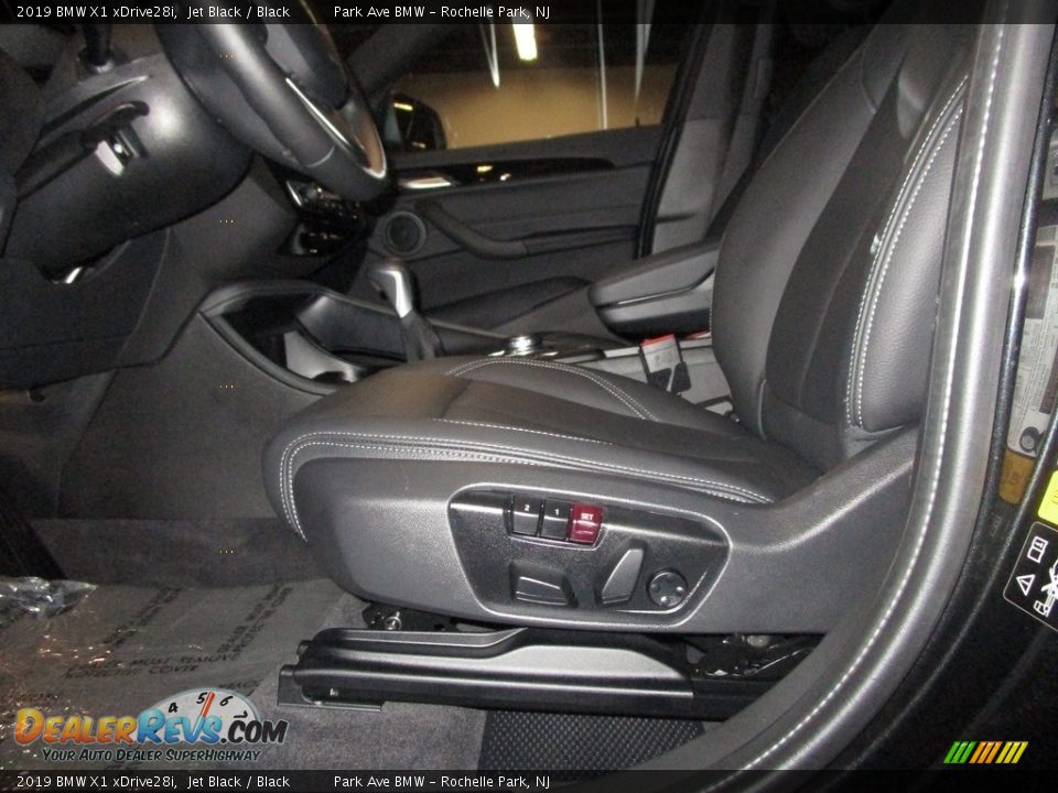 2019 BMW X1 xDrive28i Jet Black / Black Photo #10