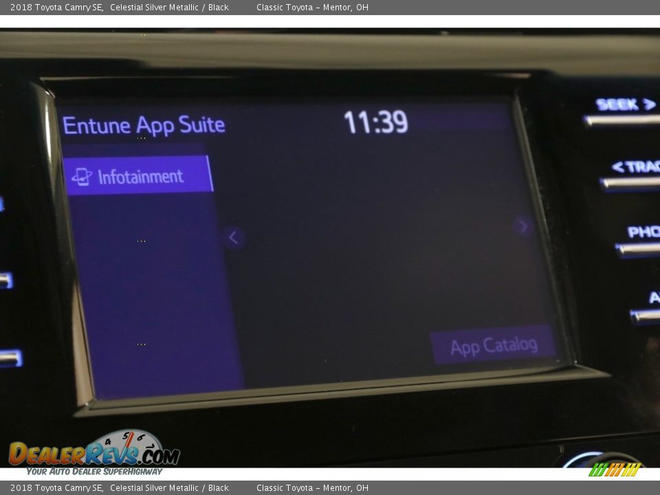 2018 Toyota Camry SE Celestial Silver Metallic / Black Photo #13