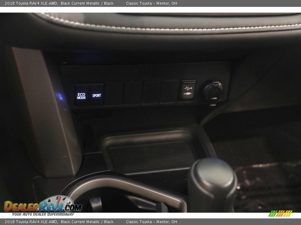 2018 Toyota RAV4 XLE AWD Black Current Metallic / Black Photo #13