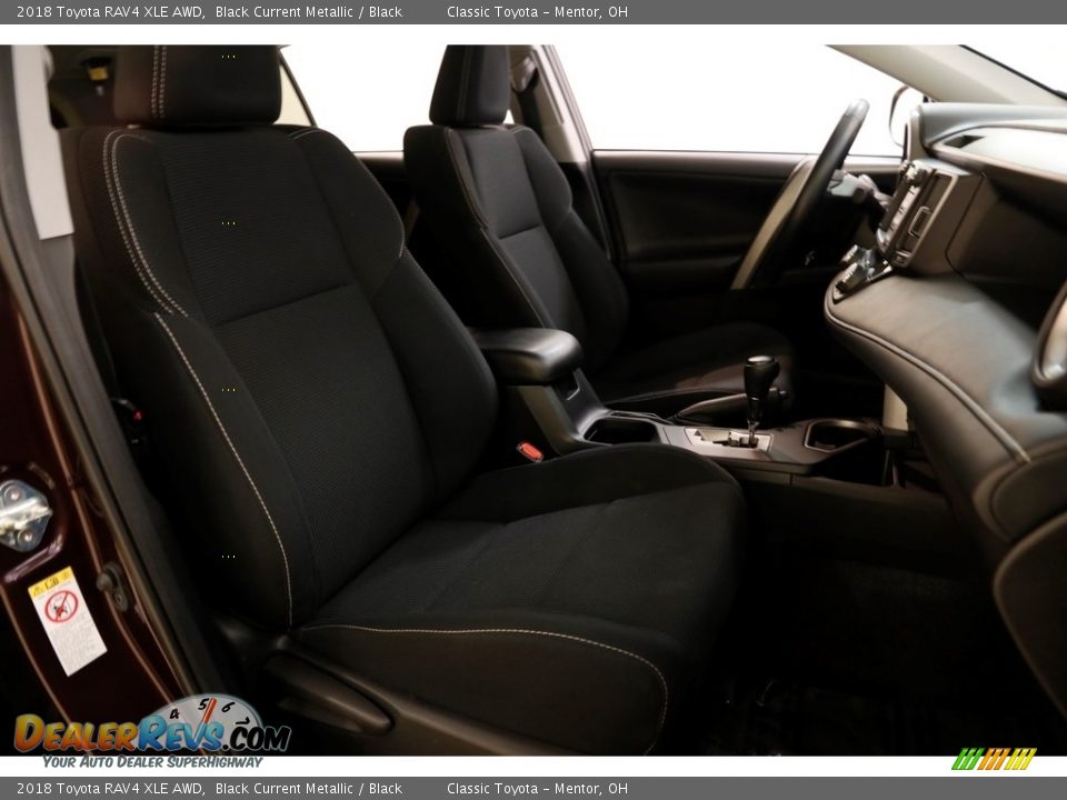 2018 Toyota RAV4 XLE AWD Black Current Metallic / Black Photo #15