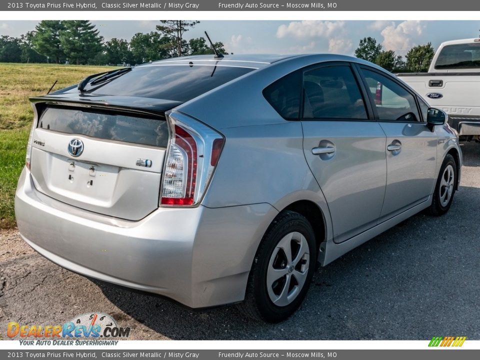 2013 Toyota Prius Five Hybrid Classic Silver Metallic / Misty Gray Photo #4