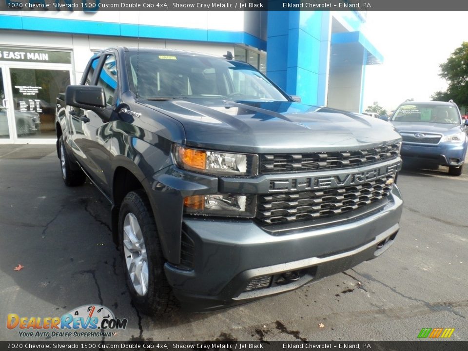 2020 Chevrolet Silverado 1500 Custom Double Cab 4x4 Shadow Gray Metallic / Jet Black Photo #4