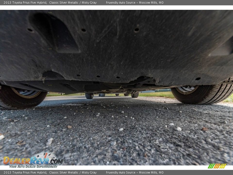 2013 Toyota Prius Five Hybrid Classic Silver Metallic / Misty Gray Photo #10