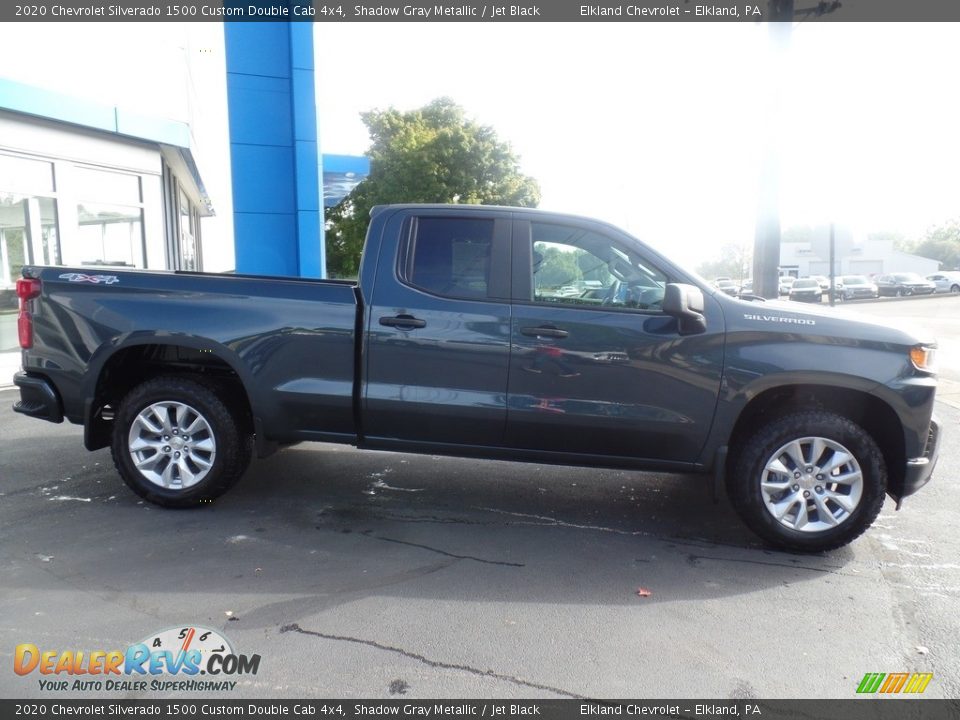 2020 Chevrolet Silverado 1500 Custom Double Cab 4x4 Shadow Gray Metallic / Jet Black Photo #6